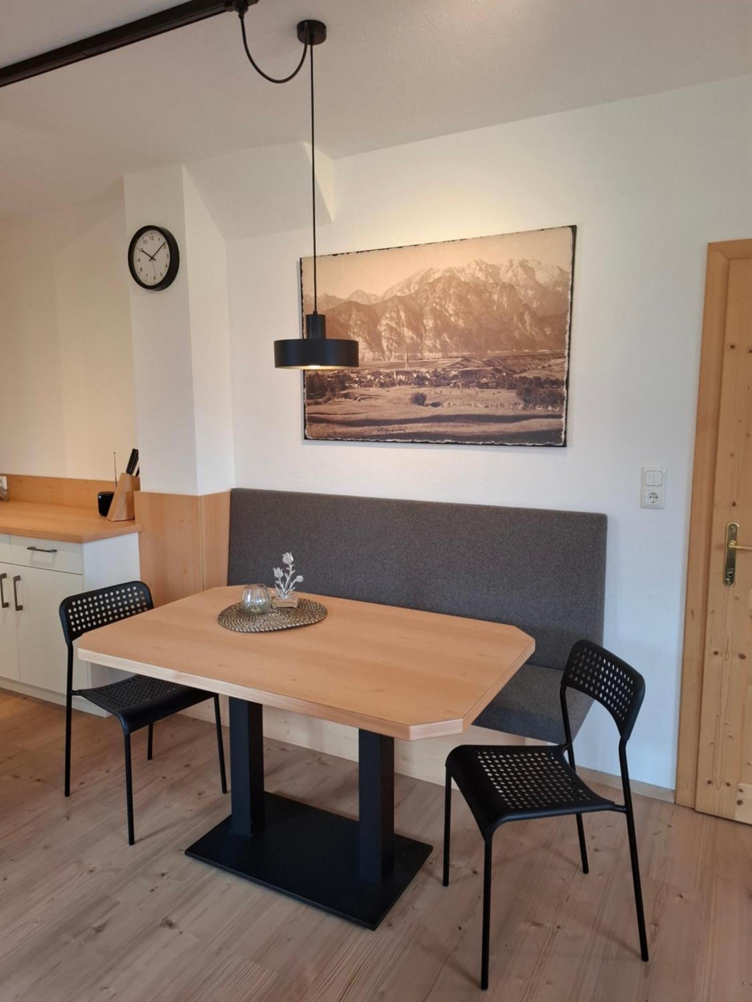 Hell Hof Apartment Innsbruck Ngoại thất bức ảnh