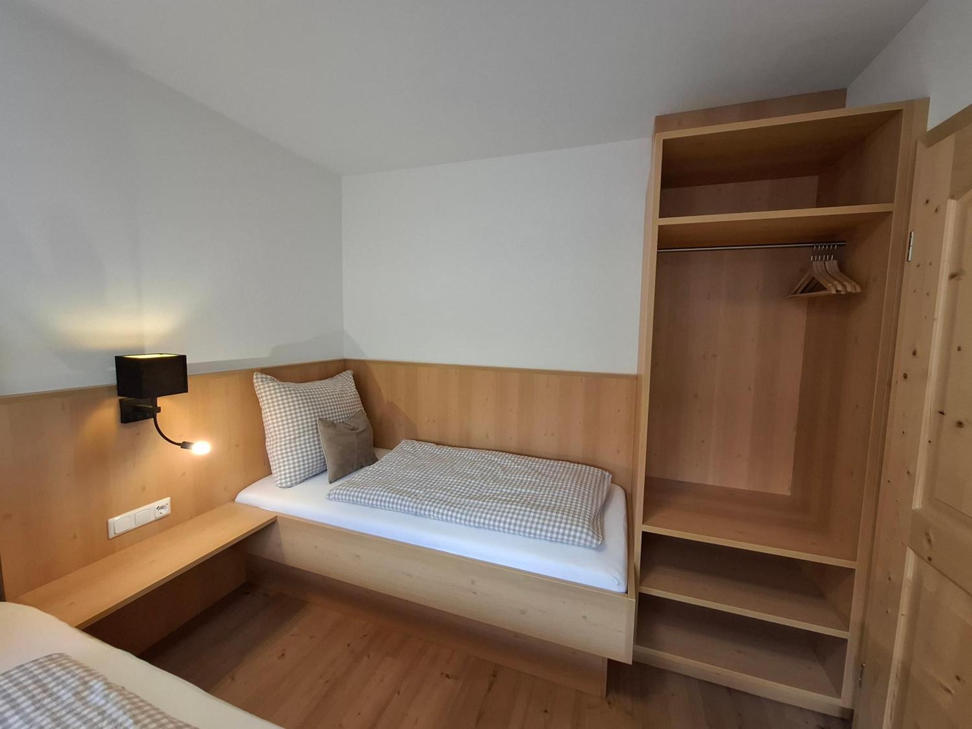 Hell Hof Apartment Innsbruck Ngoại thất bức ảnh
