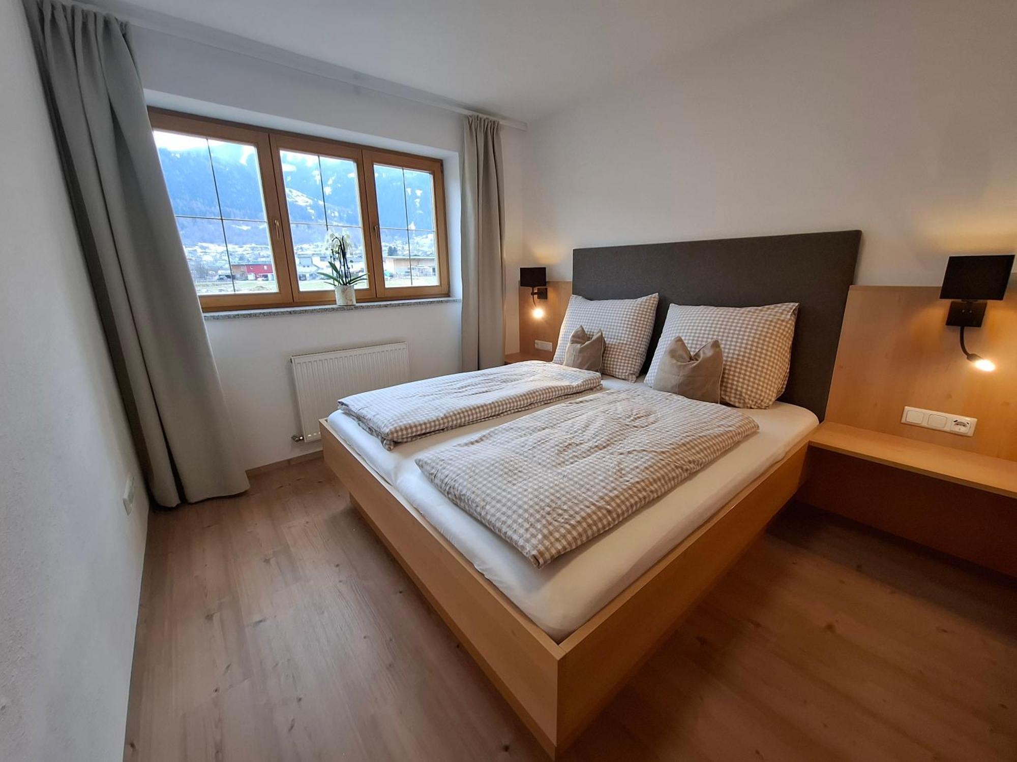 Hell Hof Apartment Innsbruck Ngoại thất bức ảnh
