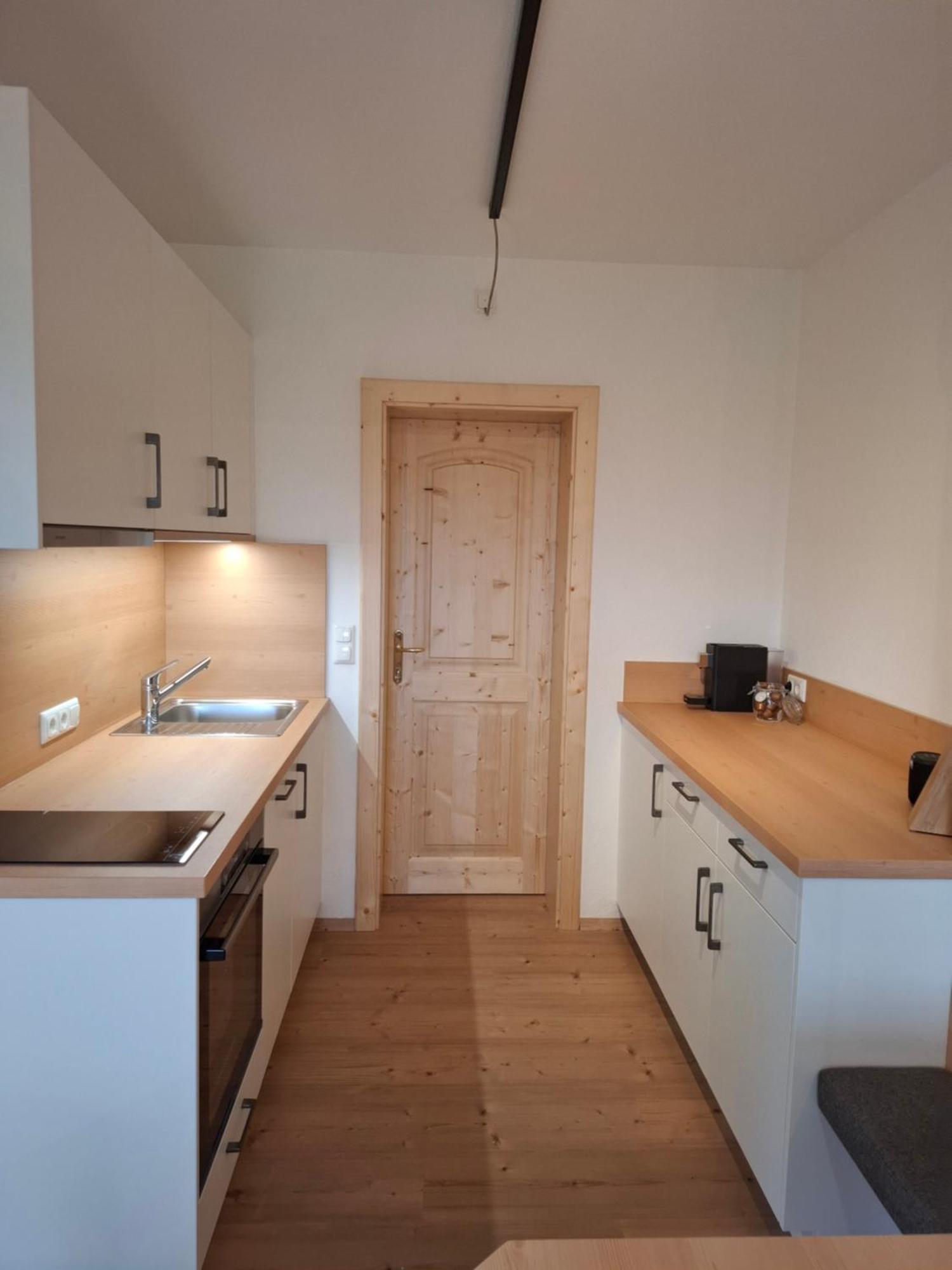 Hell Hof Apartment Innsbruck Ngoại thất bức ảnh