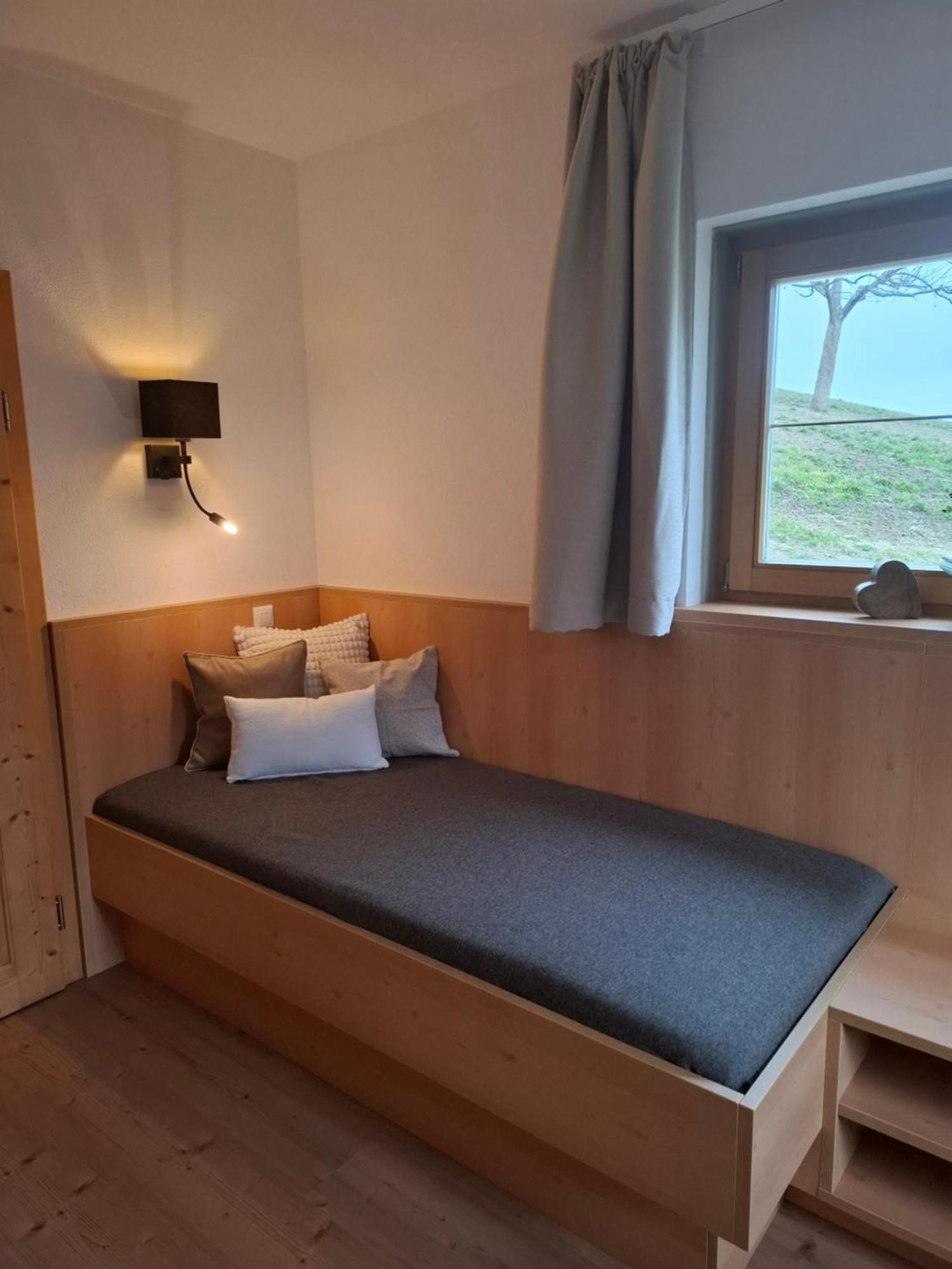 Hell Hof Apartment Innsbruck Ngoại thất bức ảnh
