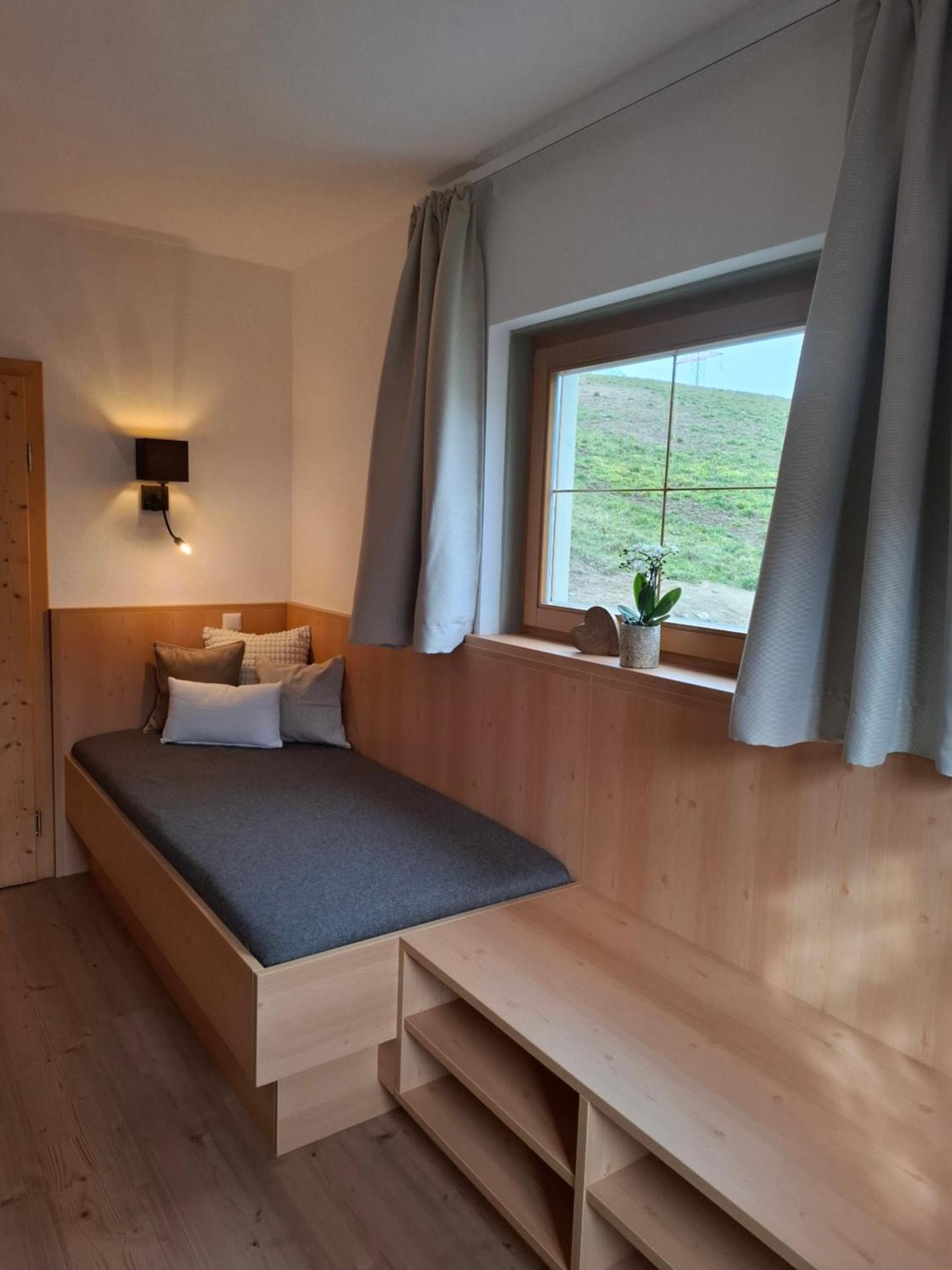 Hell Hof Apartment Innsbruck Ngoại thất bức ảnh